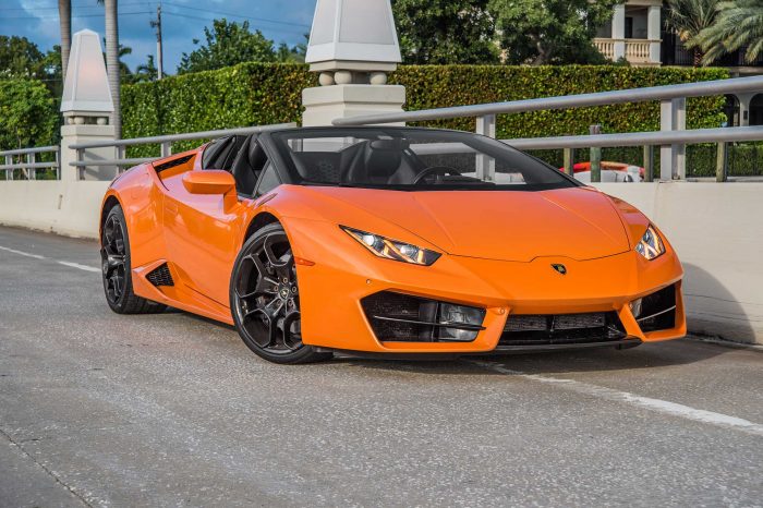 Rent the Lamborghini Huracan Orange in Atlanta
