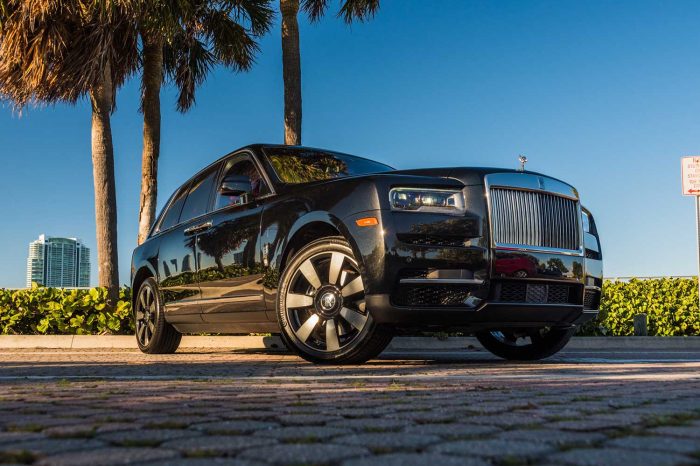 Rolls Royce Cullinan Rental in Atlanta