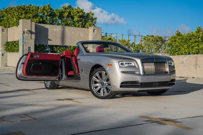 Rolls-Royce Dawn