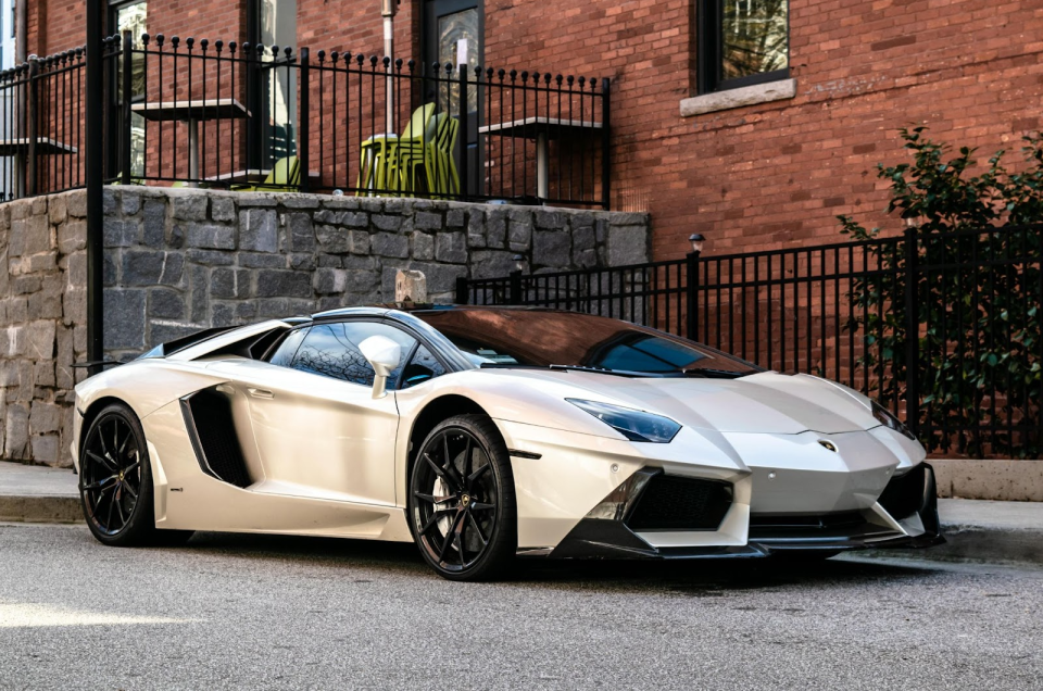 Lamborghini Rental Requirements in the USA: Everything You Need to Know Before Booking